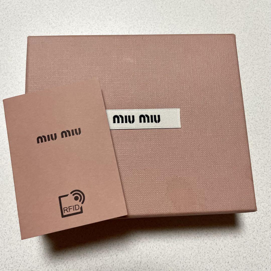 ✨美品✨ミュウミュウ FOREVER miumiu 三つ折り財布 ハート