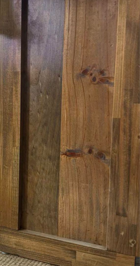 木製カウンター目立った傷や汚れなし