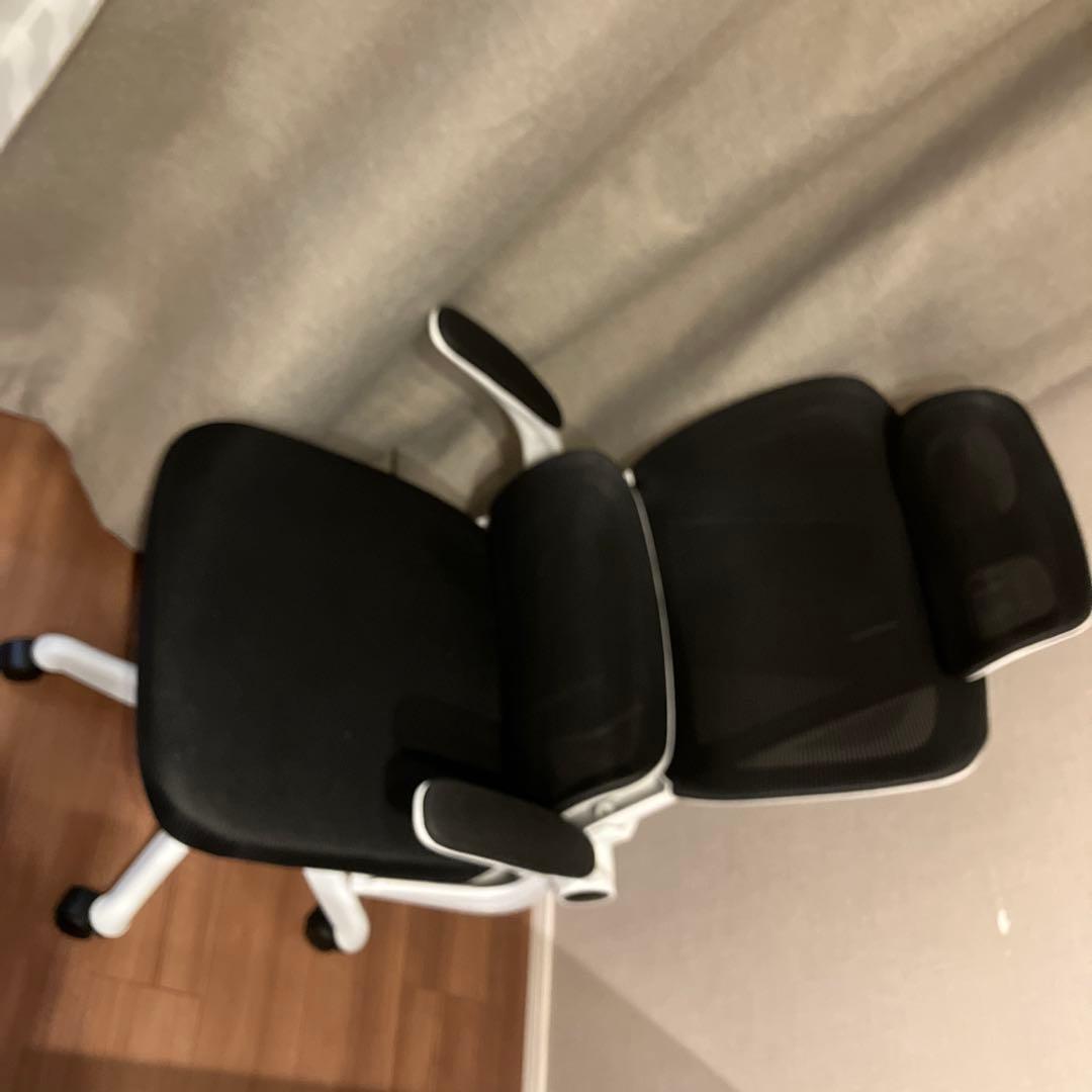 ゲーミング メッシュオフィスチェア目立った傷や汚れなし