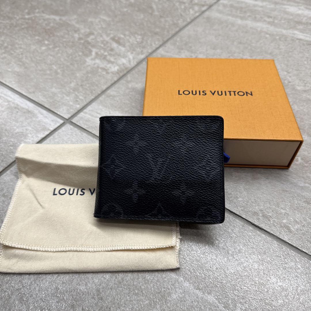 Louis Vuitton ブラック 二つ折り財布