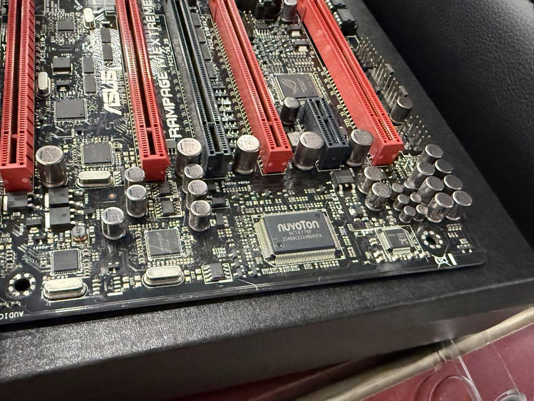 ASUSRampage IV Extreme マザーボード
