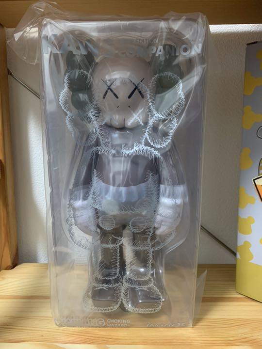 直販大セール × KAWS Medicom 直販大セール × KAWS Medicom