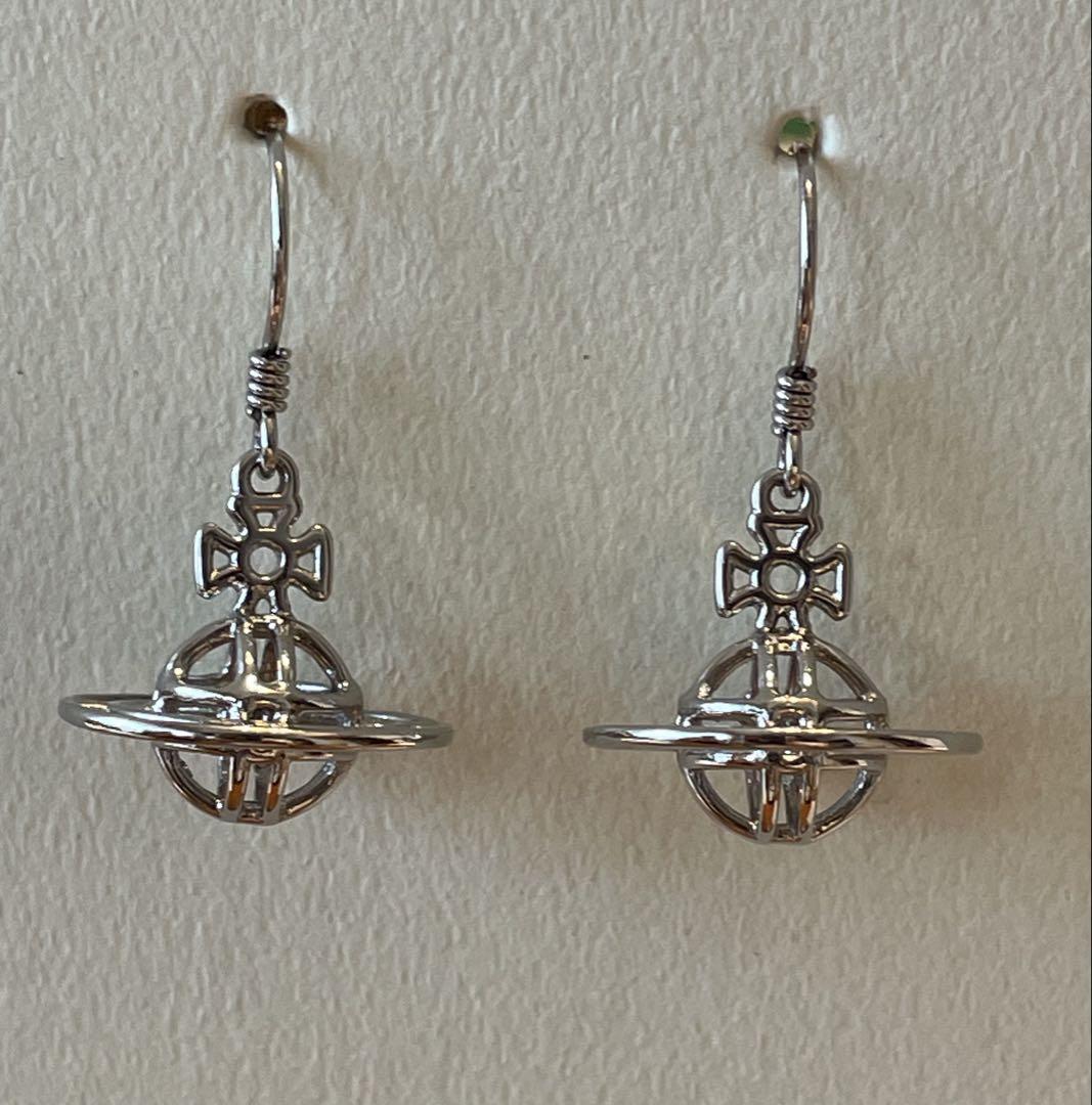 旧型美品VivienneWestwood オーブピアス 旧型極美品VivienneWestwood ドロップオーブピアス - メルカリ