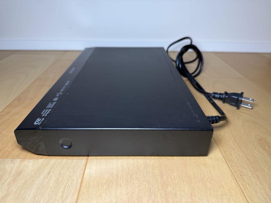 TOSHIBA