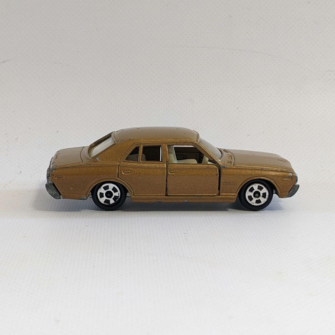 TOMICA トミカ 日産セドリック 香港製
