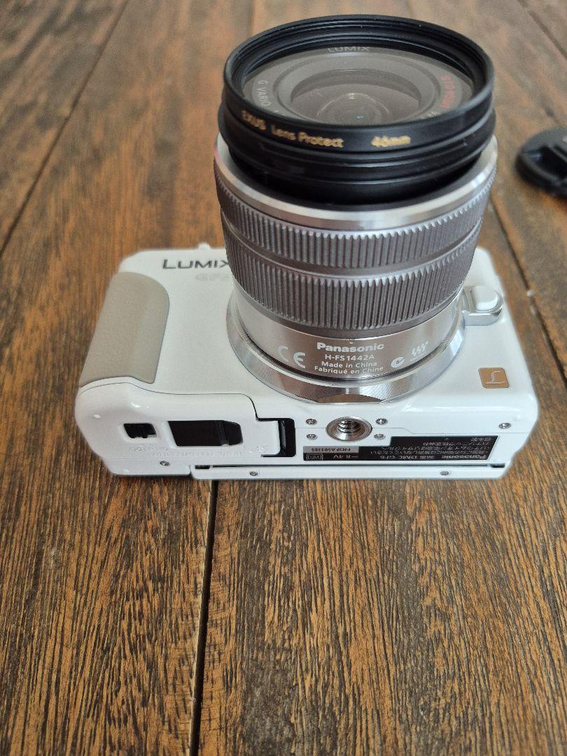 PANASONIC LUMIX GF6 + 14-42Mレンズ