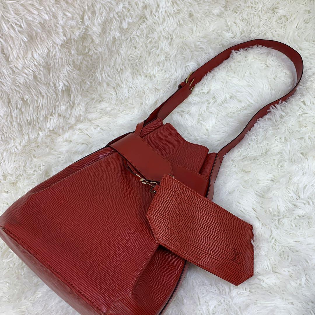 LOUIS VUITTON - 美品 ルイヴィトン エピ ショルダーバッグ