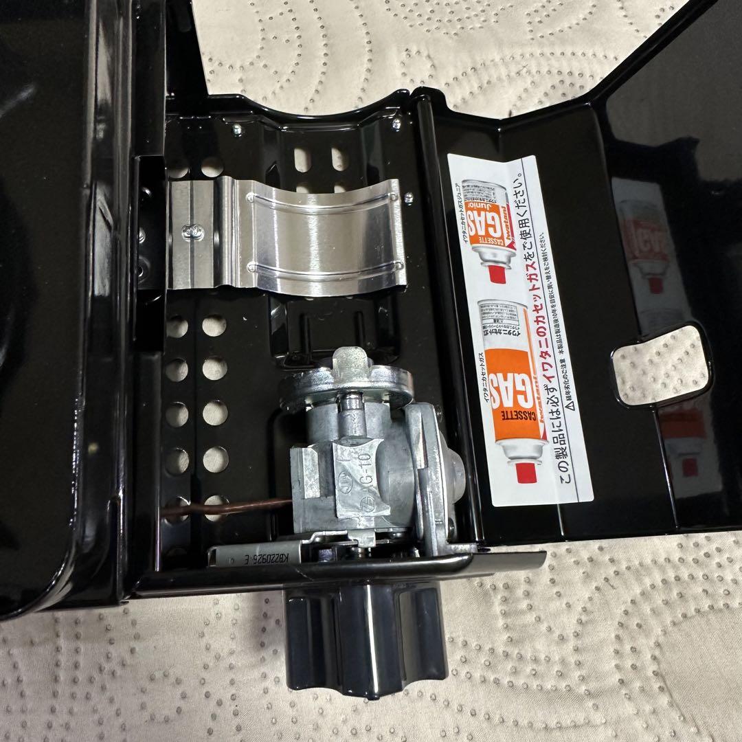 【美品】 iwatani アウトドアカセットコンロ 黒　イワタニ タフまるJr.