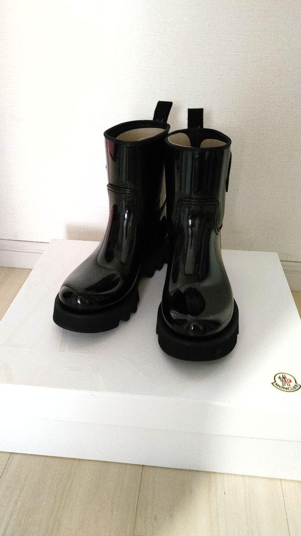 なつ‼️ MONCLER モンクレール レインブーツ