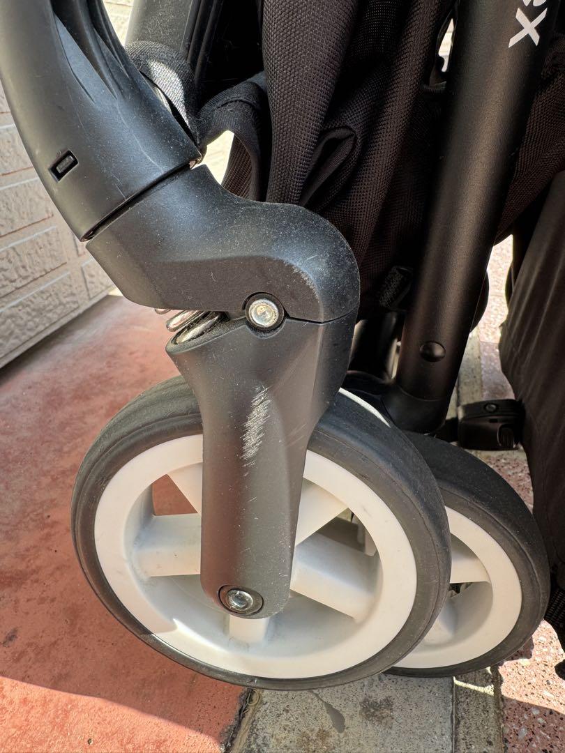 【美品】サイベックス　Cybex EEZY S 折りたたみベビーカーブラック