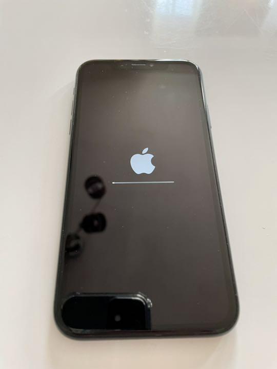 最安値SALE 中古品 64GB 箱 付属品なし Qwgi4-m74850819998 SIMフリー iPhone XRブラック 即納新品