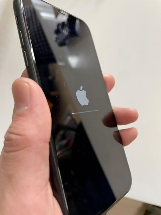 最安値SALE 中古品 64GB 箱 付属品なし Qwgi4-m74850819998 SIMフリー iPhone XRブラック 即納新品