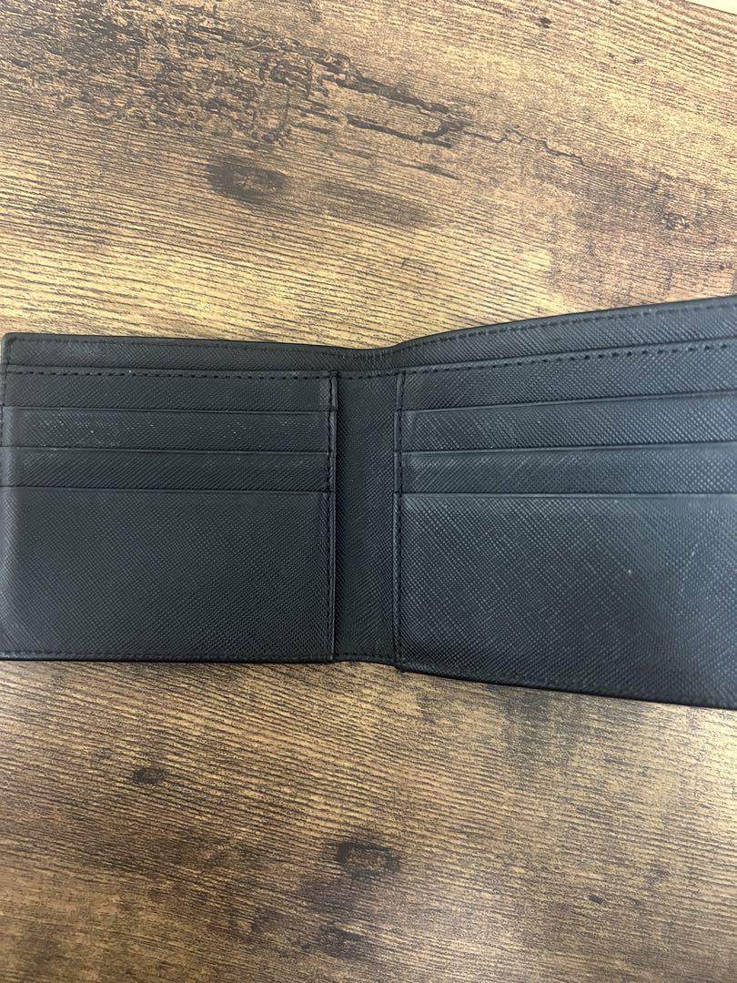 A.P.C. 二つ折り財布 ブラック レザー　交渉あり