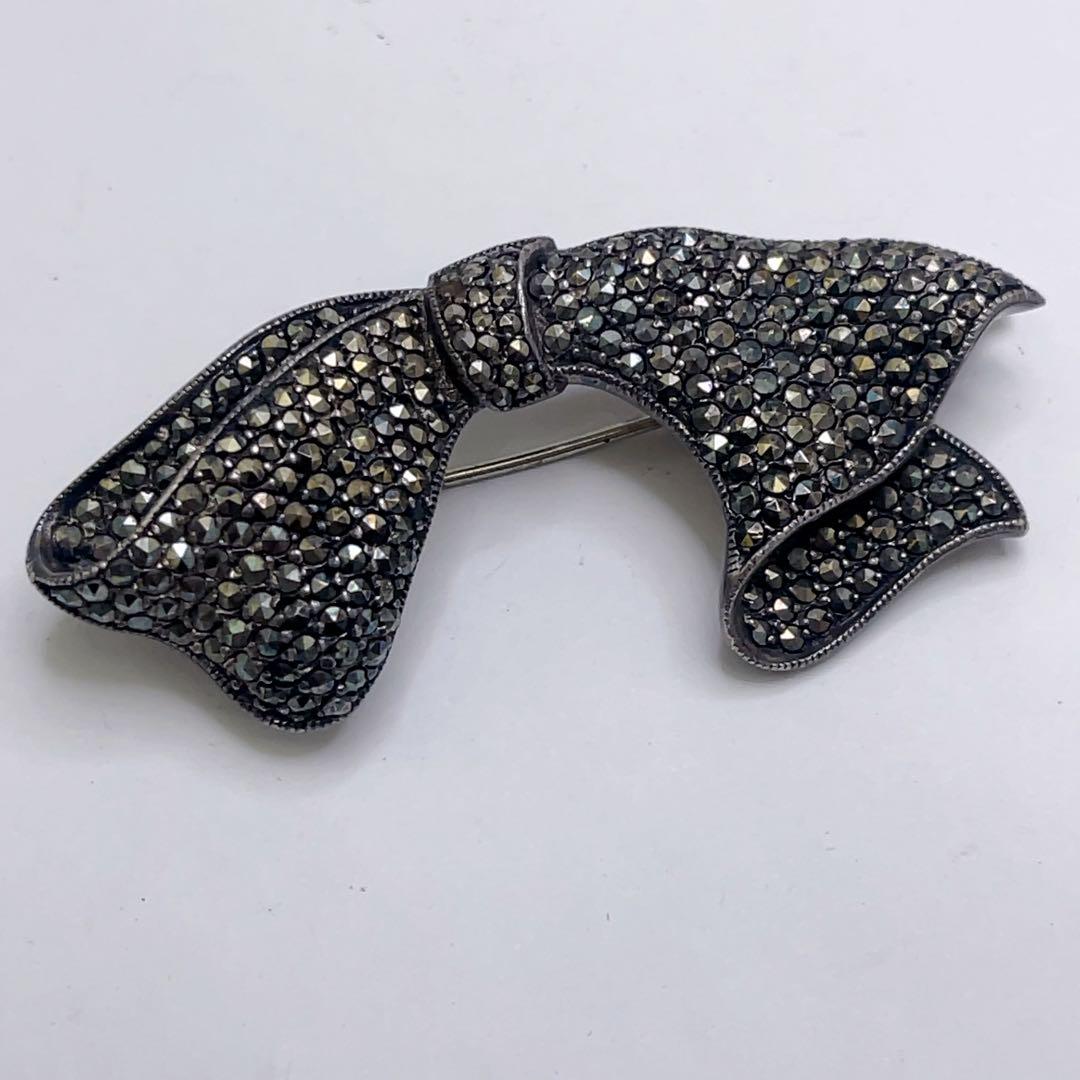 【SALE】 ヴィンテージ 碌山 SV925 シルバー×マルカジット リボンブローチ アクセサリー