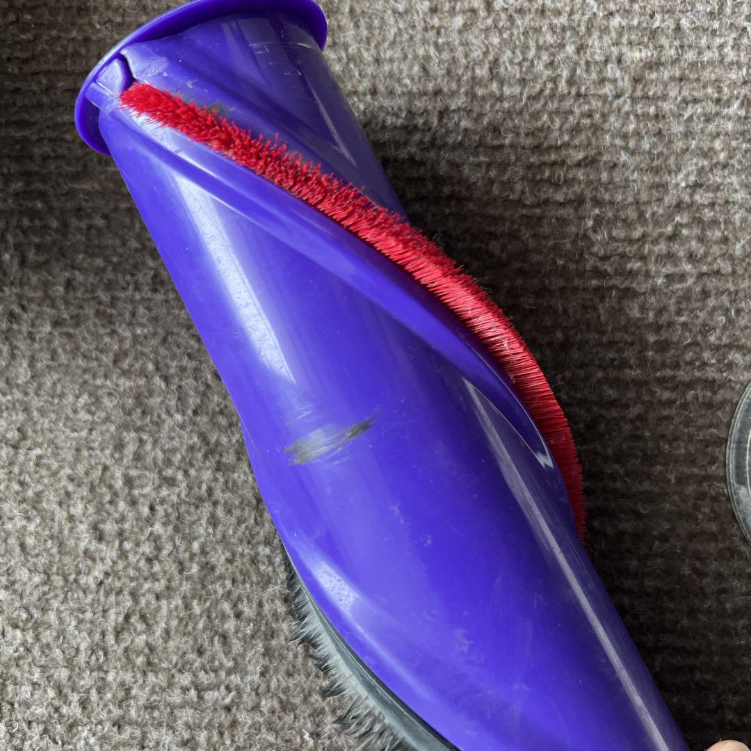 Dyson V10シリーズSV12掃除機 本体と付属品