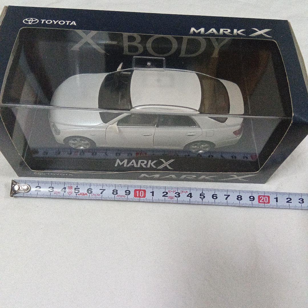 トヨタ マークX 1/30 カラーサンプルカー