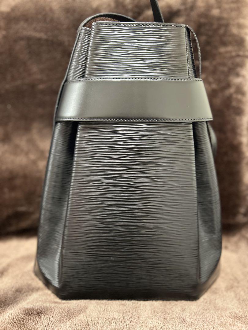 Louis Vuitton ブラック ショルダーバッグ（サックデポール）
