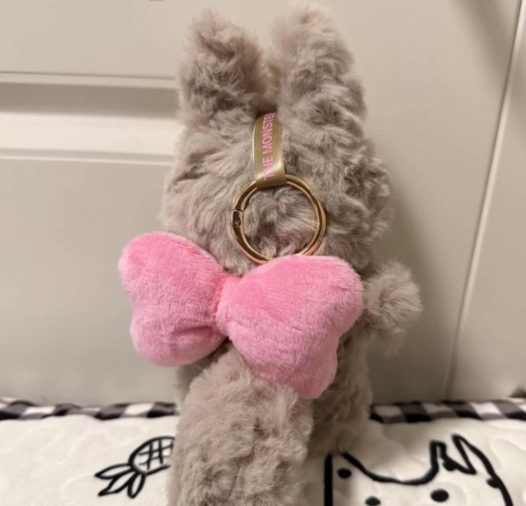 LABUBU エンジェルシリーズ ラブブ　ぬいぐるみ キーホルダー　ピンク