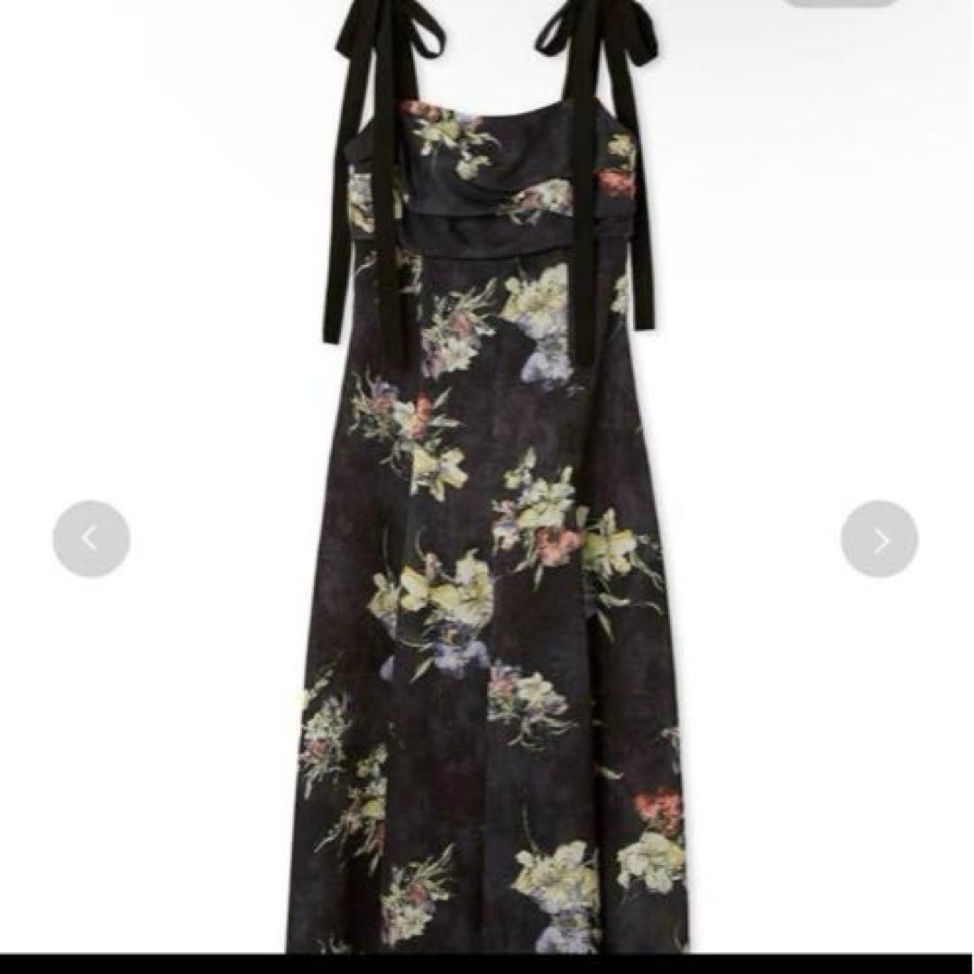 美品ショルダーリボンフラワーワンピース FRAY I.D 入手困難 黒Mサイズ1 美品ショルダーリボンフラワーワンピース FRAY I.D 入手困難 黒Mサイズ1