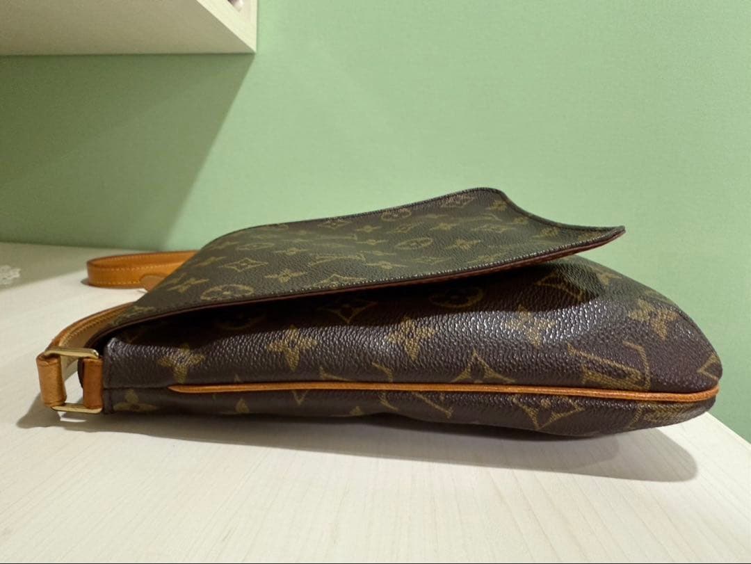 Louis Vuitton モノグラム ショルダーバッグ Louis Vuitton モノグラム ショルダーバッグ