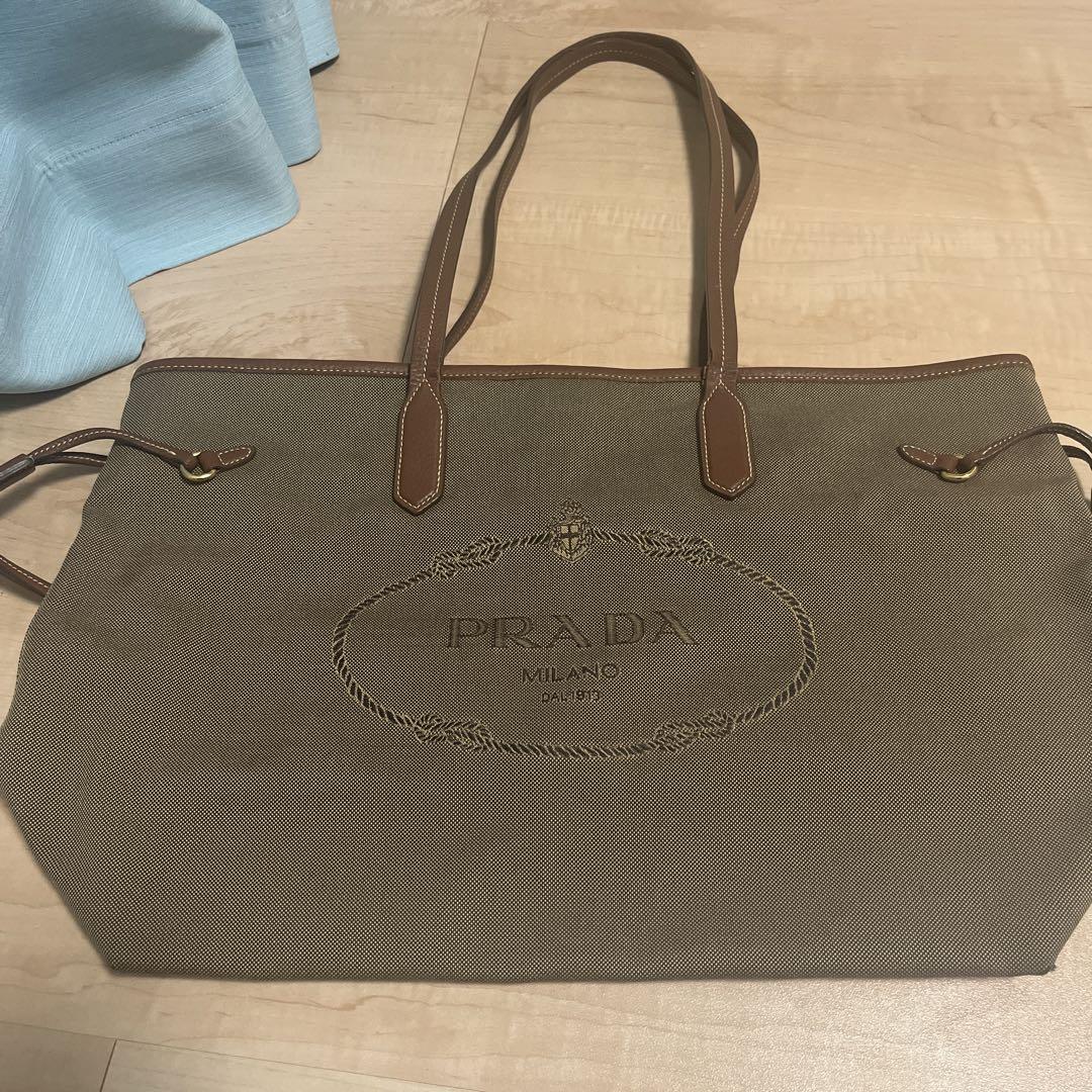 PRADA カバン 美品 訳あり