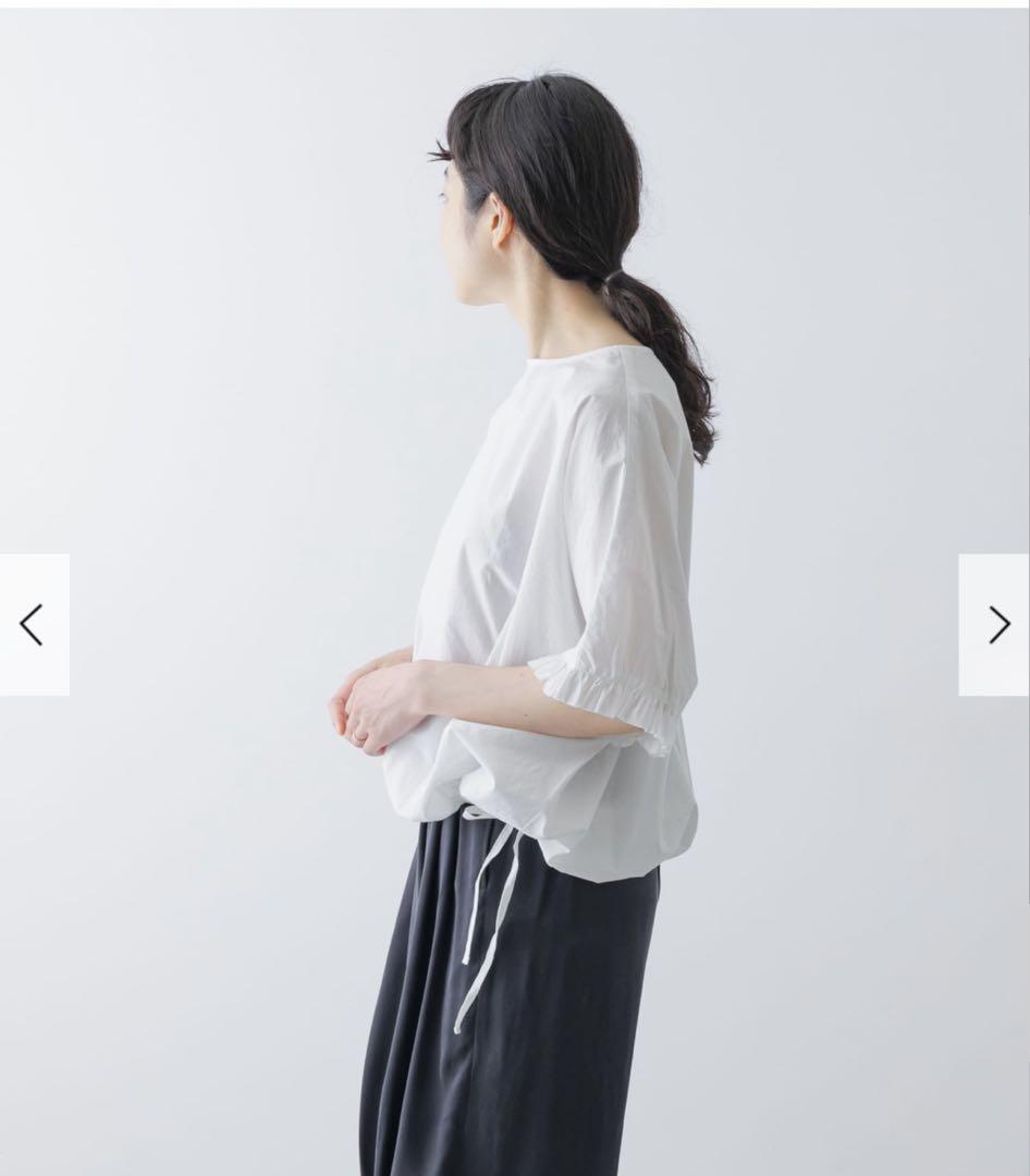 かぐれ　新品タグ付き　フリルスリーブプルオーバー　アーバンリサーチ ドアーズ かぐれ 新品タグ付き フリルスリーブプルオーバー アーバン