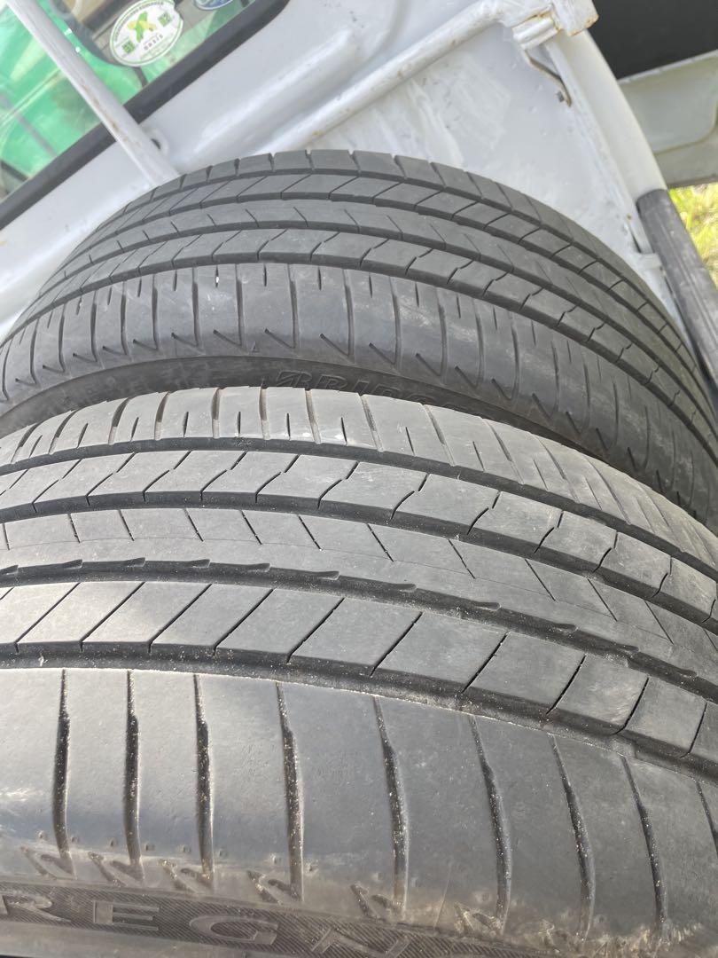 225/45R18 GR001 レグノ　2本