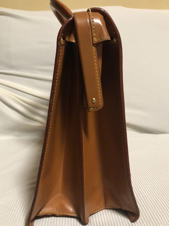 ❣️LOUIS ドクターバック 愛用品 NXCLq-m74870365269 VUITTON ❣️エピ 通販即納