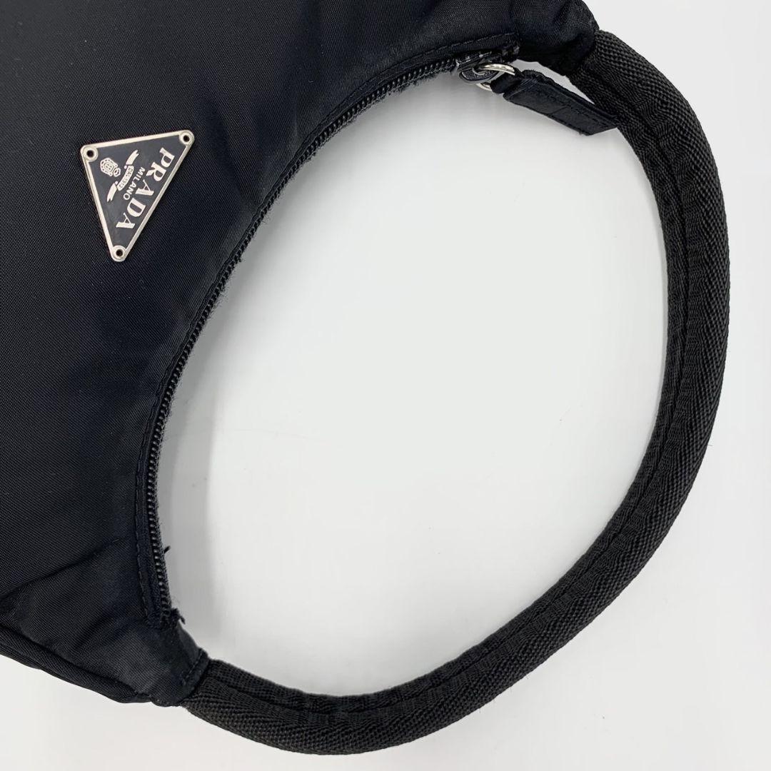 極美品】プラダ ナイロン アクセサリーポーチ 三角ロゴ 白タグ