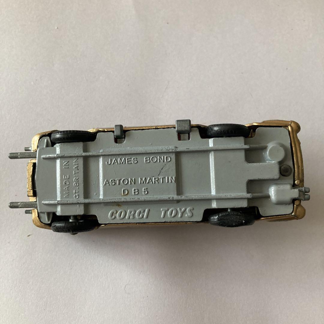 ミニカー CORGI TOYS ASTON MARTIN
