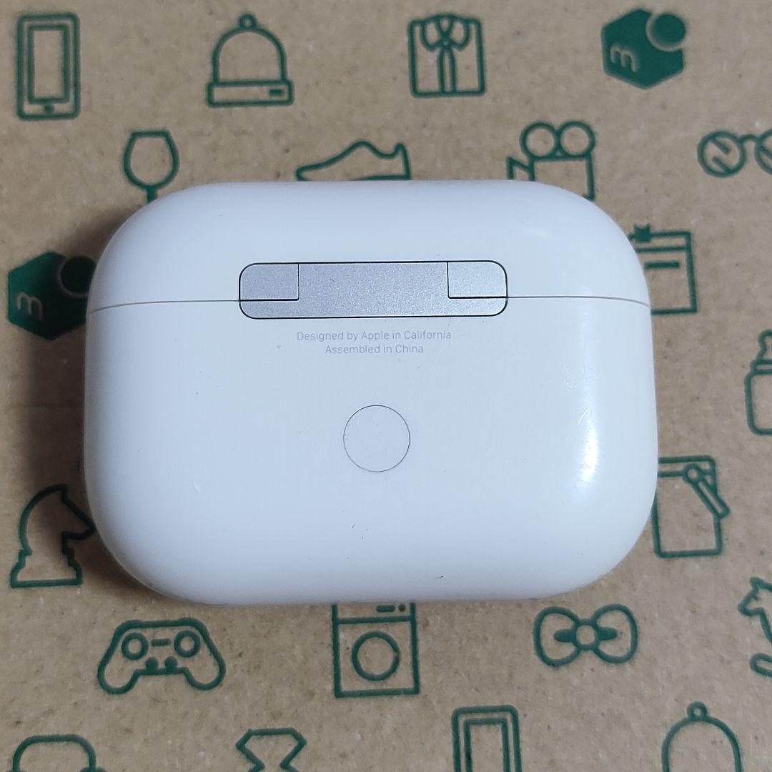 Apple AirPods Pro 2世代 充電ケースのみ 596 - メルカリ
