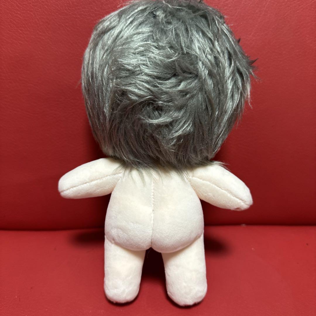 王一博20cmぬいぐるみ20cm