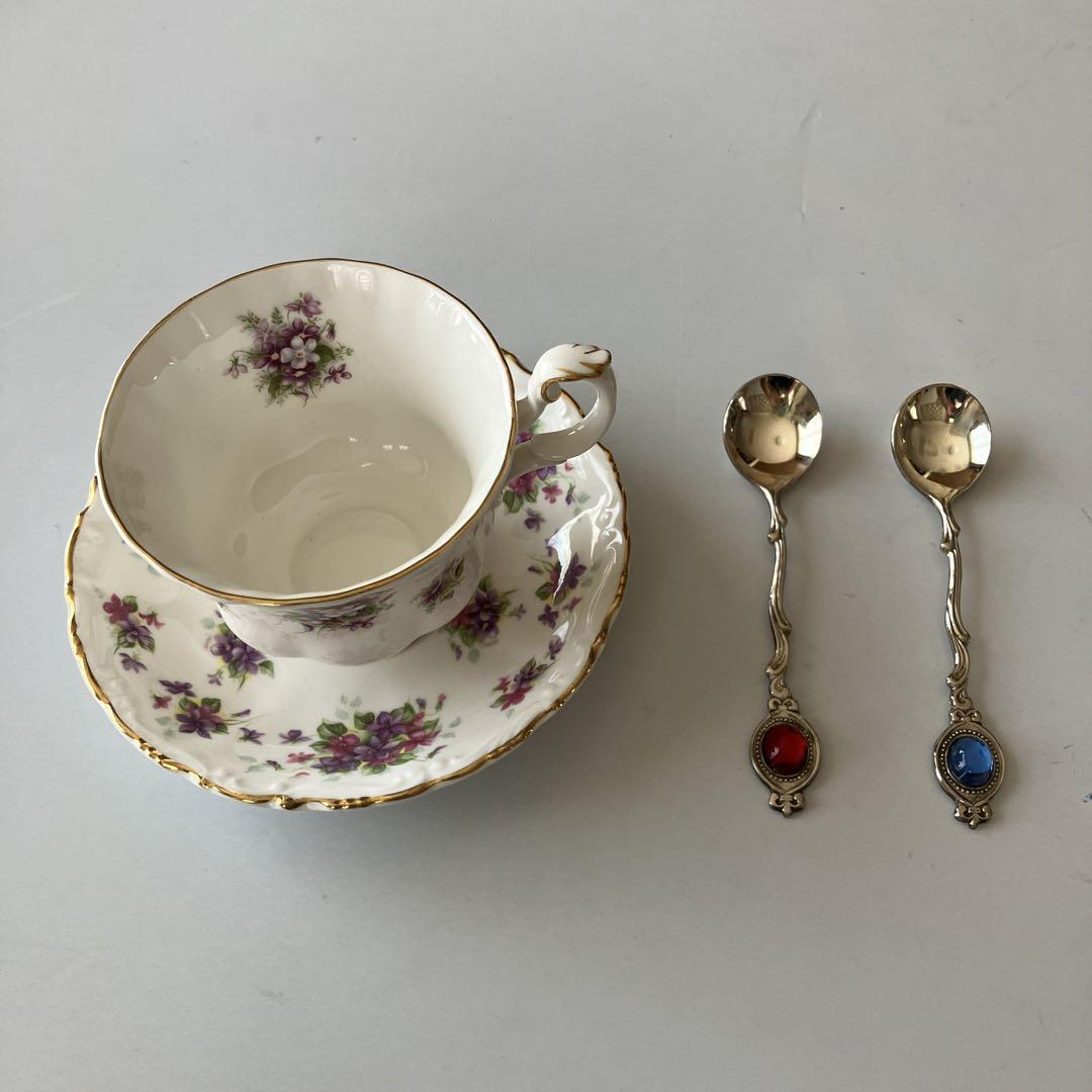 ROYAL ALBERT コーヒーカップソーサーレトロなスプーン2本
