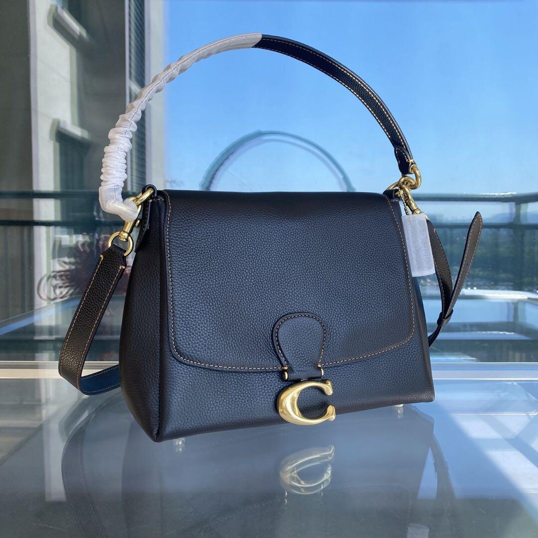 新品 COACH ショルダーバッグ クロスボディバッグ ブラック 3954 画像2
