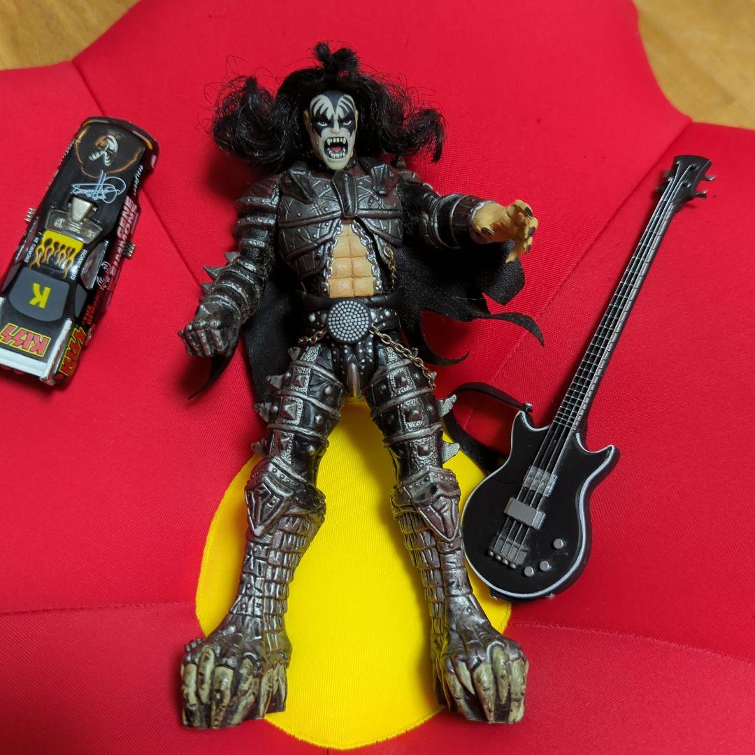ジーン・シモンズフィギュア KISSミニカーセット売り - メルカリ