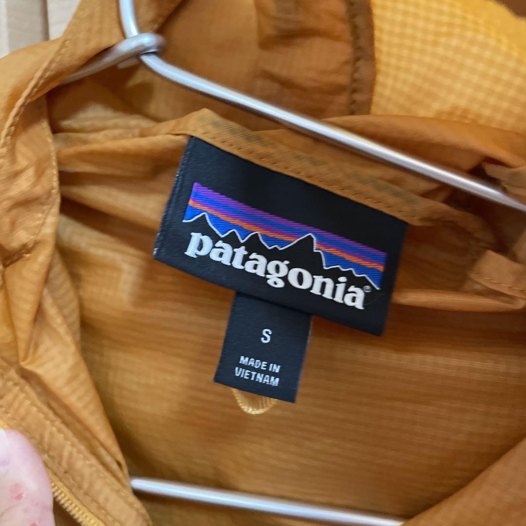 patagonia レディース・フーディニ・ジャケット