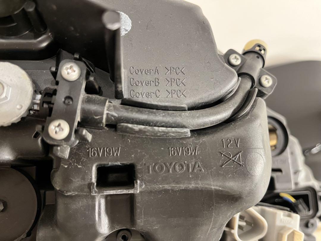 レクサス IS AVE30 30系 IS300 ヘッドライト右側　助手席側