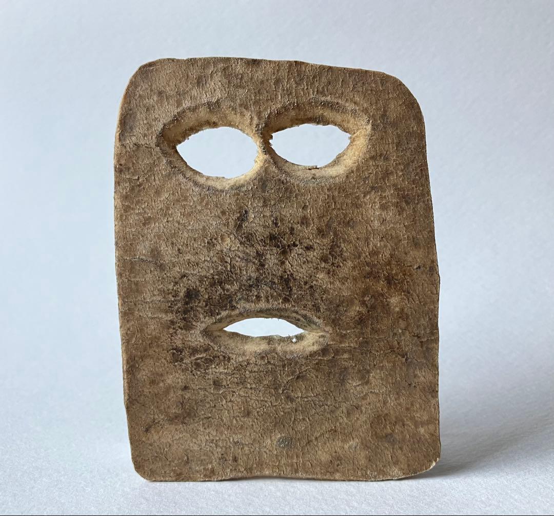 【ぼーっとした顔が良い水牛の皮製民族パスポートマスク】民藝美術歴史資料アート