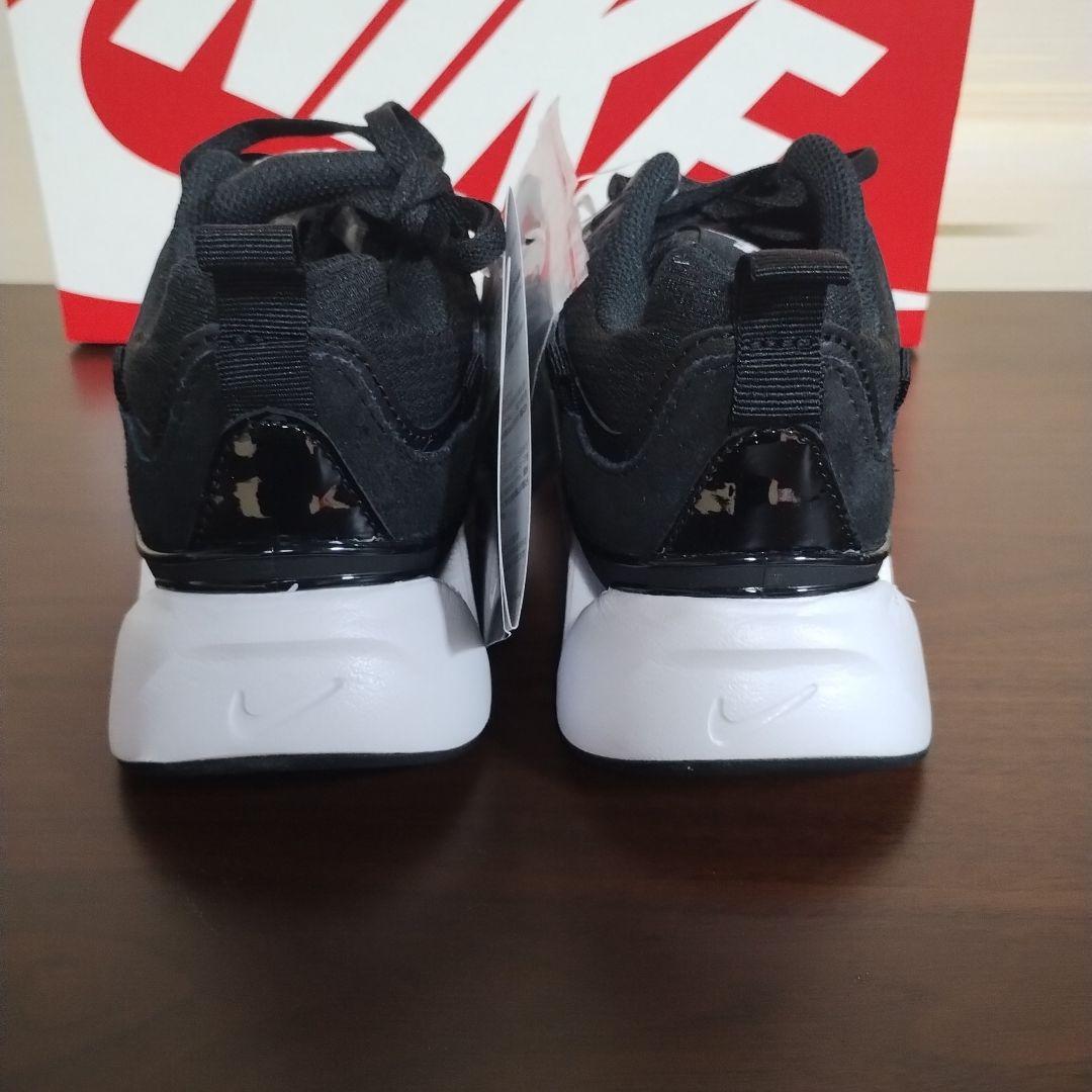 靴 NIKE RYZ365 2