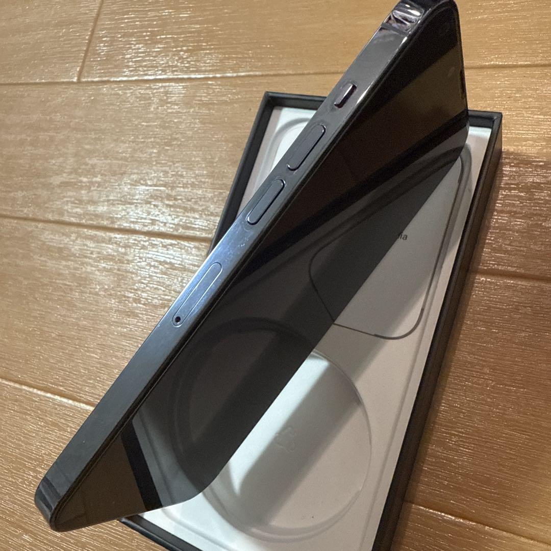 Apple iPhone 13 Pro レンズ割れあり