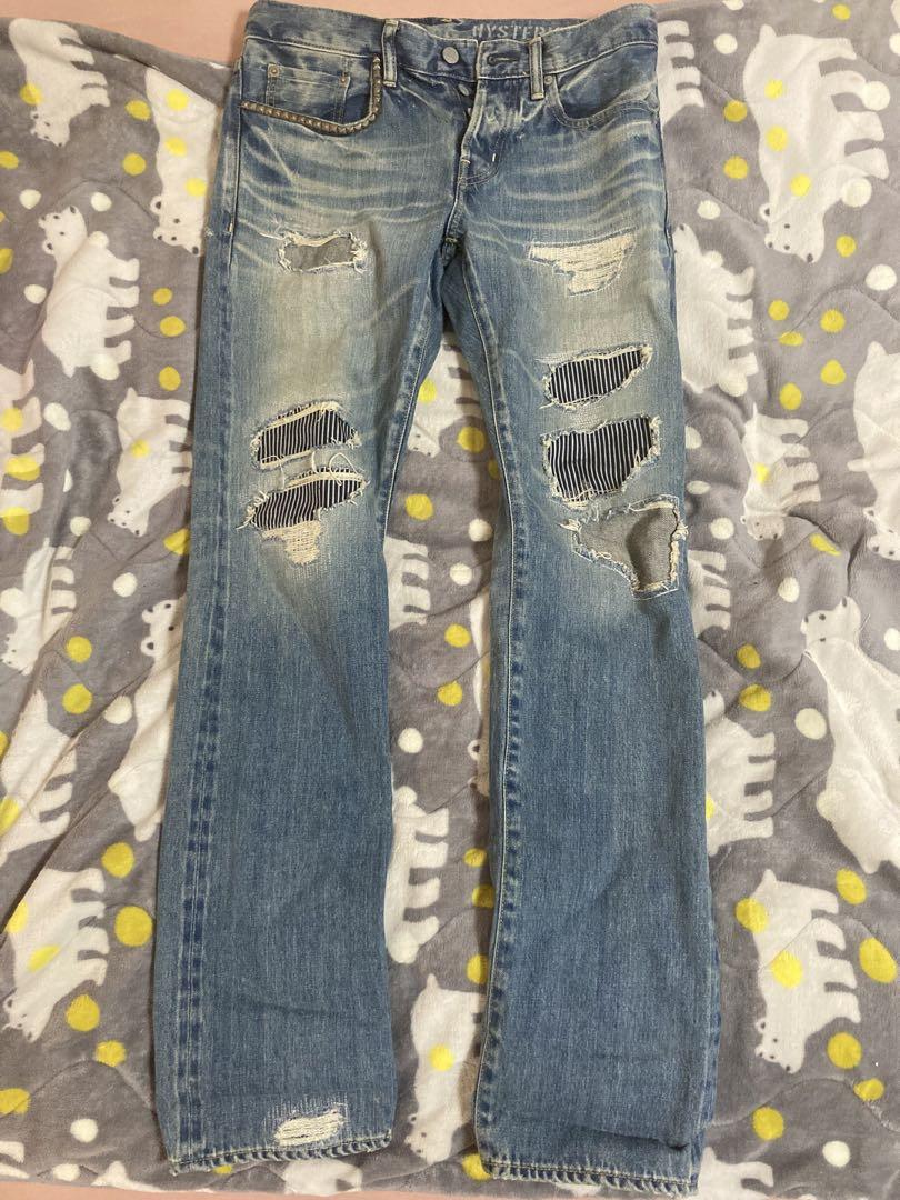 ダメージ加工ブーツカットデニム