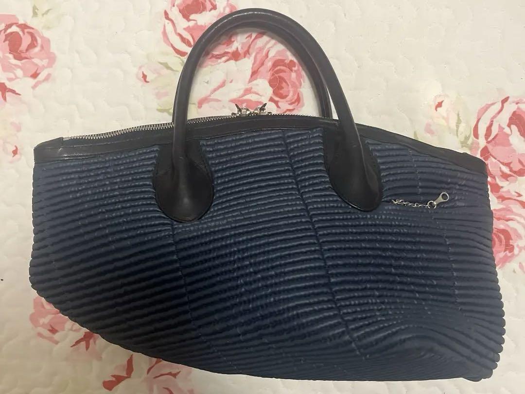 ヒロコ ハヤシ MONTEハンドバッグ (ブラック)  ¥41,800税込