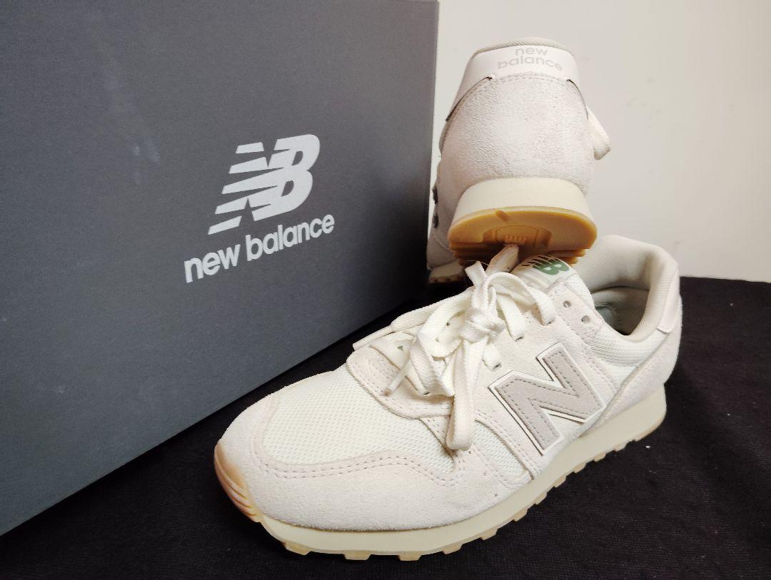 新品24.5ニューバランス newbalanceレディーススニーカーML373