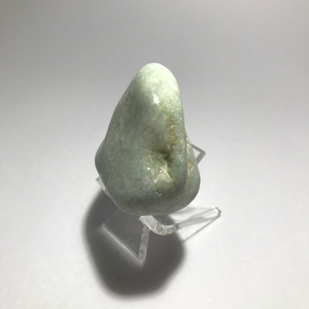 糸魚川翡翠原石【海岸】93g