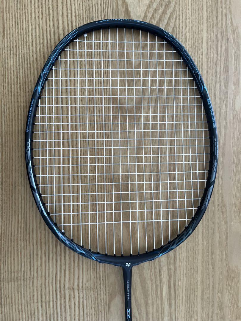 美品 ヨネックス ボルトリックZ フォース2 4UG5 YONEX VTZF2
