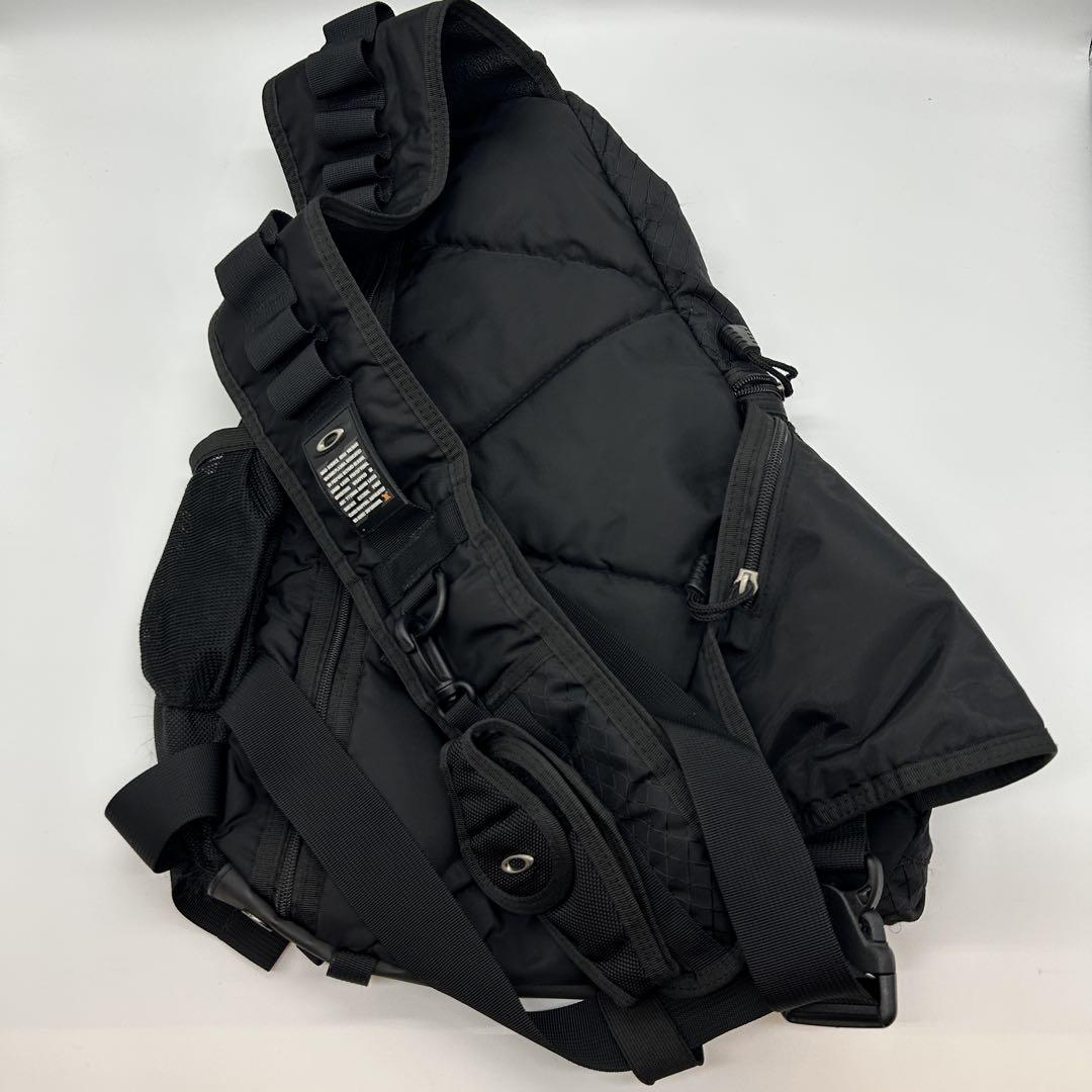 00s y2k OAKLEY オークリー スリングバッグ ポーチ付き