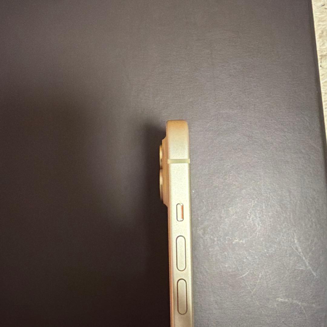 iPhone15 イエロー iPhone15 イエロー