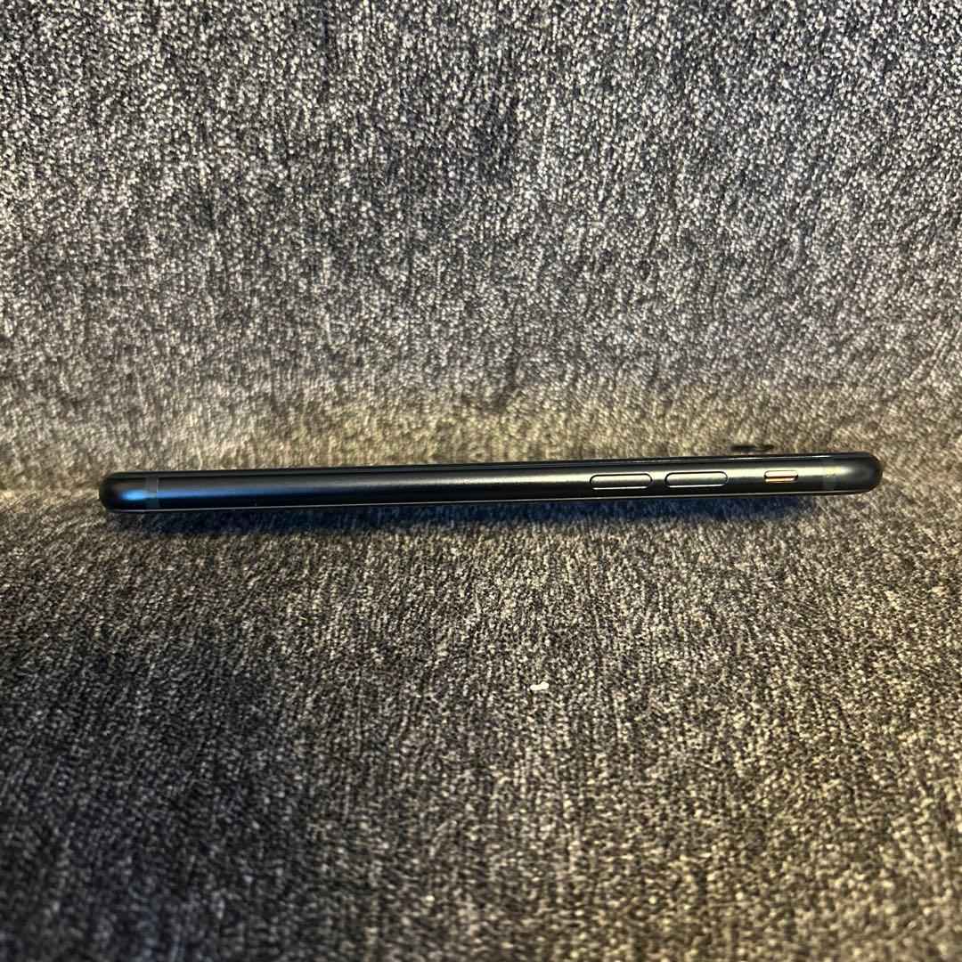 美品✨新品バッテリー100%✨iPhone SE 3rd 64GB SIMフリー 美品✨新品バッテリー100%✨iPhone SE 3rd 64GB SIMフリー