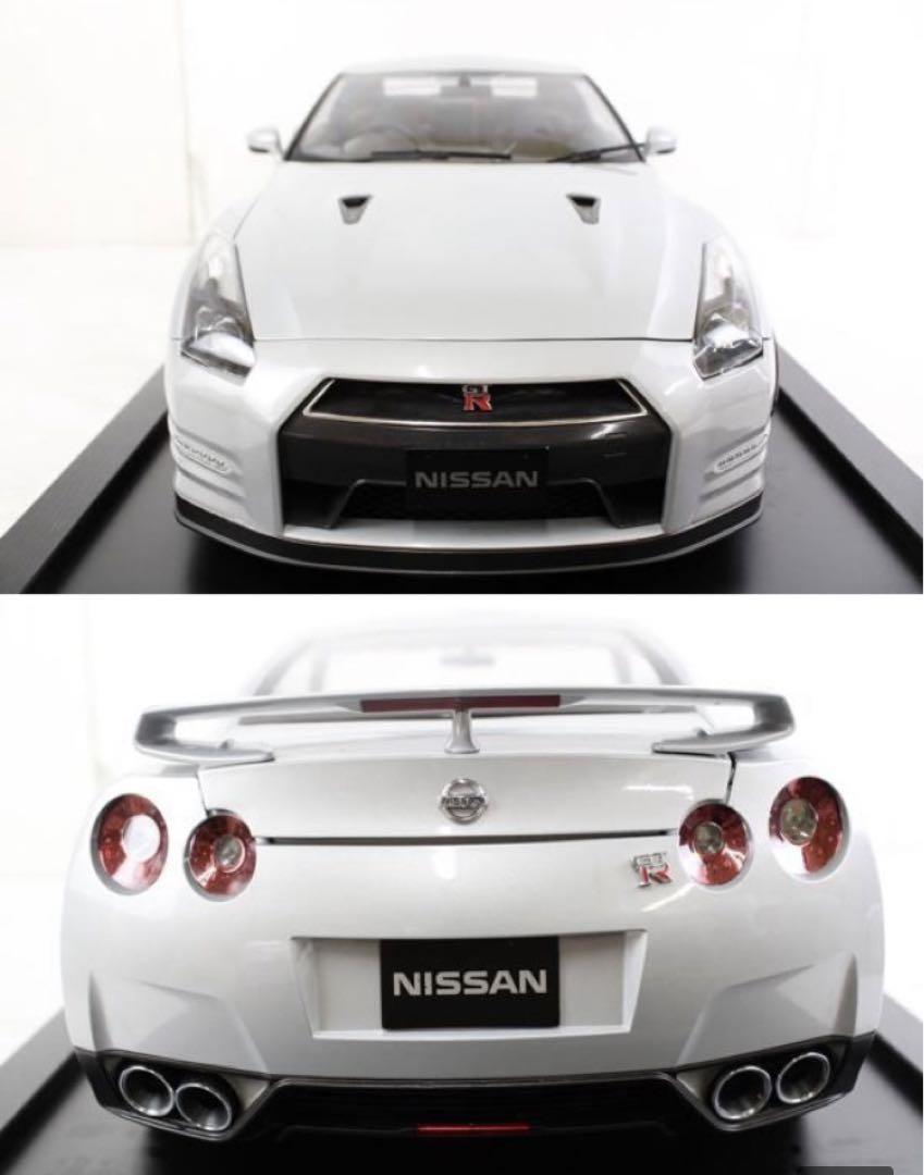 イーグルモス R35 GT-R 1/8スケール ブルー デアゴスティーニ