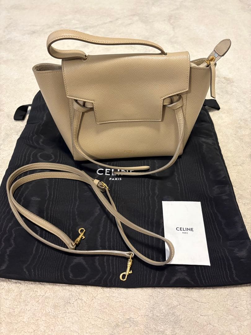 最終値下げ！CELINE セリーヌ ベルトバッグナノ　ライトトープ